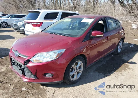 2014 Ford Focus Se z USA, uszkodzony, nr VIN 1FADP3K22EL411747